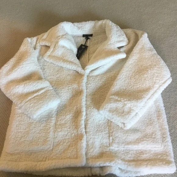 DG2 by Diane Gilman Cream Teddy Jacket - Picture 2 of 8